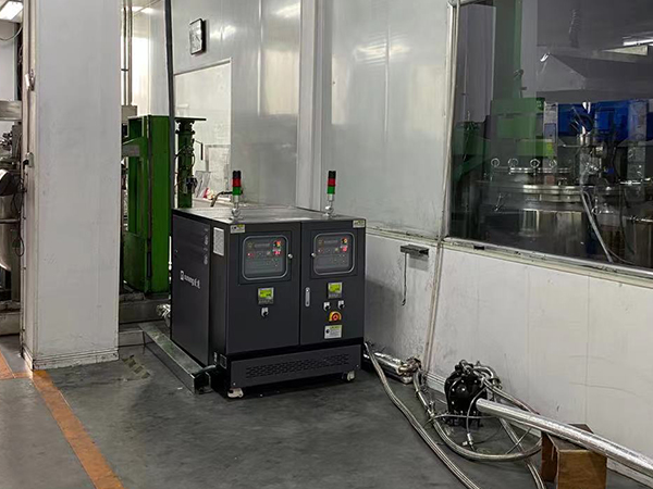 锂电混和油温机2 锂电混和油温机2