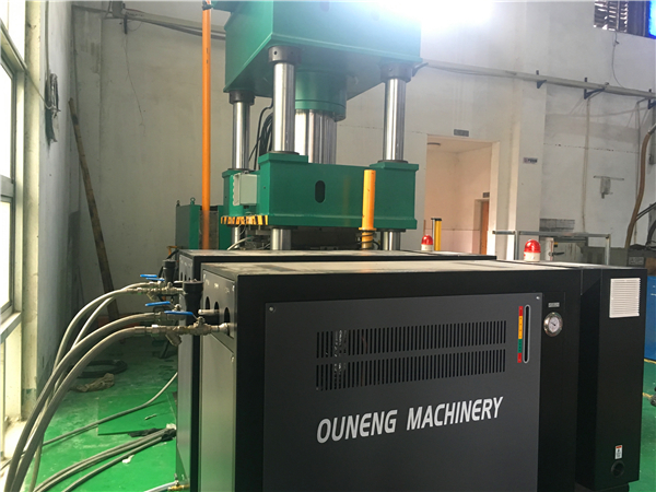 SMC模具加热油温机 (19) SMC模具加热油温机 (19)