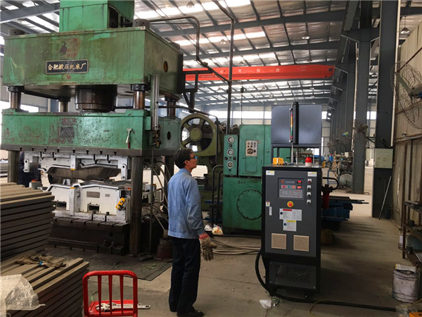 模温机现场安装需要具备哪些条件 模温机现场安装需要具备哪些条件