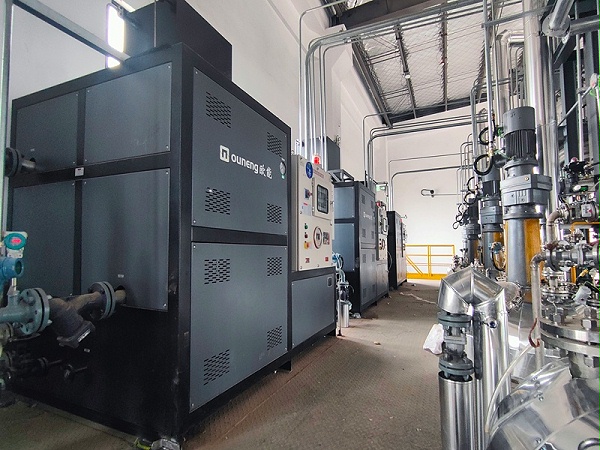 防爆导热油炉可以加液压油吗？