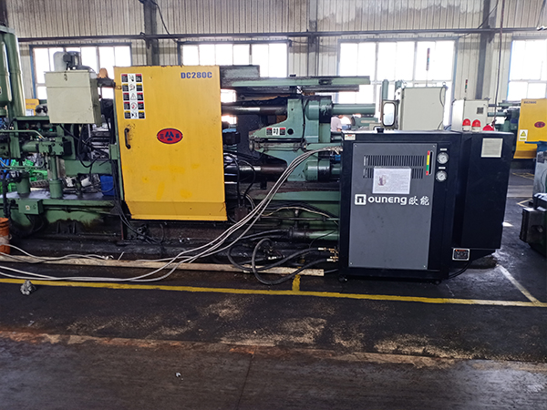 压铸油加热器2 压铸油加热器2