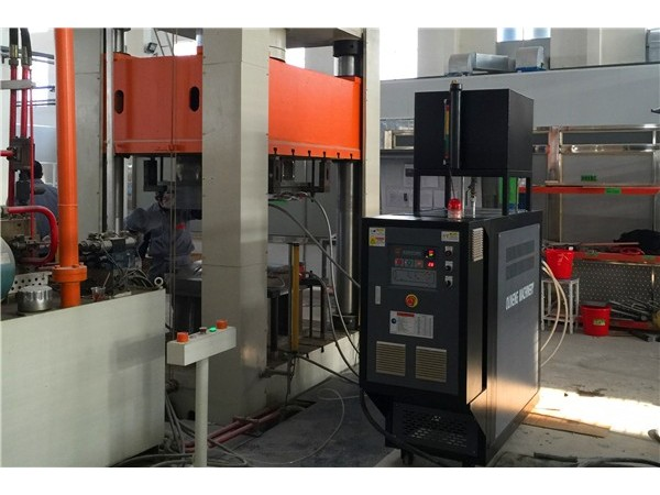 180度高温水温机与180度油温机如何选择 180度高温水温机与180度油温机如何选择