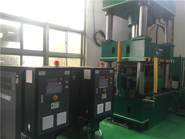 SMC复合材料油温机 SMC复合材料油温机