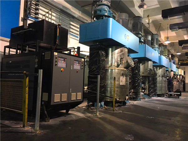 双行星搅拌机的温度控制 双行星搅拌机的温度控制